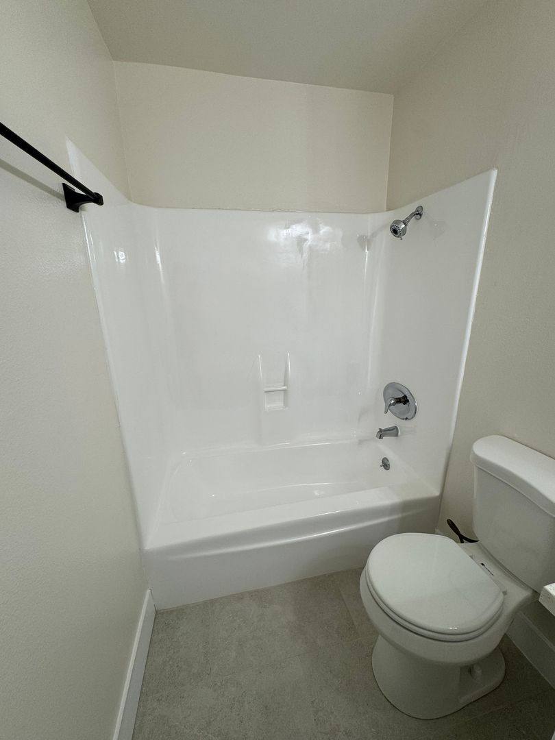 Apartment for rent at 3528 - 3530 Emerald St, Torrance, CA 90503