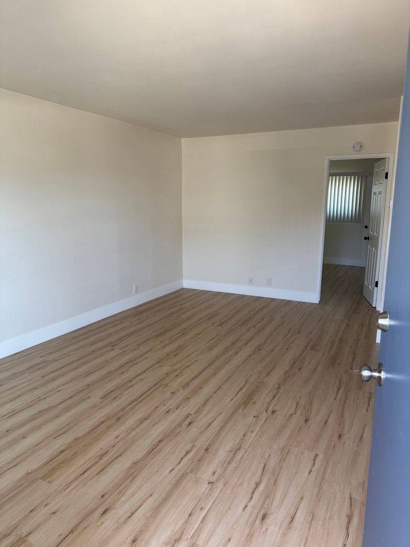 Apartment for rent at 3528 - 3530 Emerald St, Torrance, CA 90503