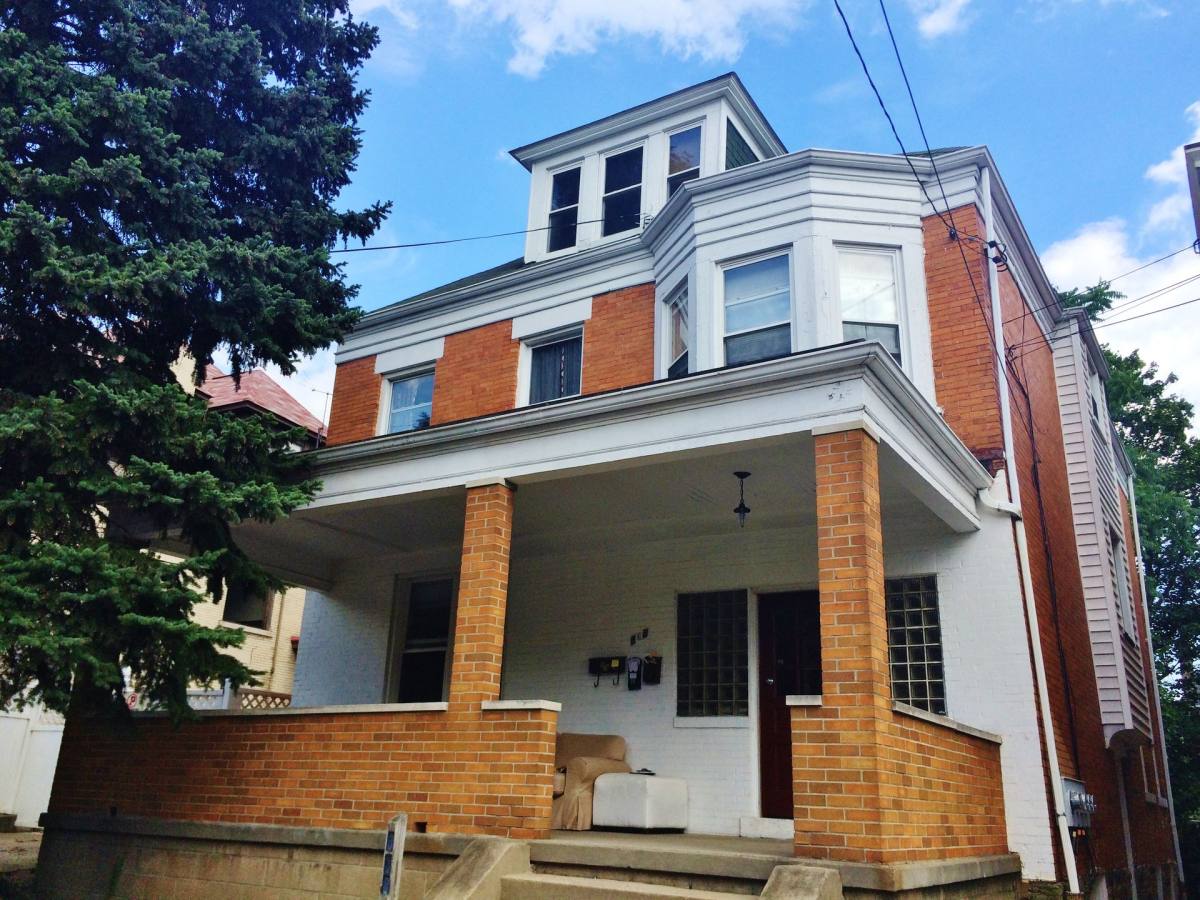 Townhouse for rent at 838 Collins St, Pittsburgh, PA 15206