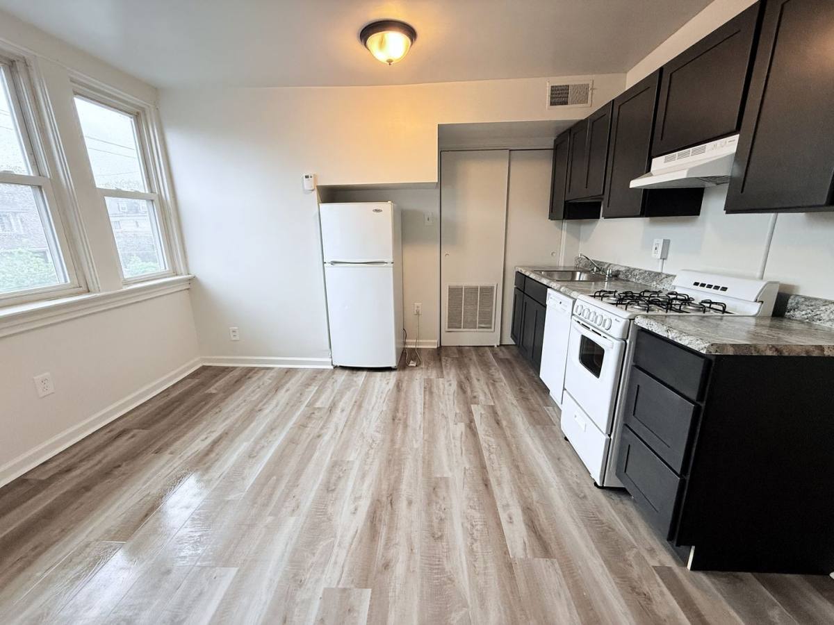 Townhouse for rent at 838 Collins St, Pittsburgh, PA 15206