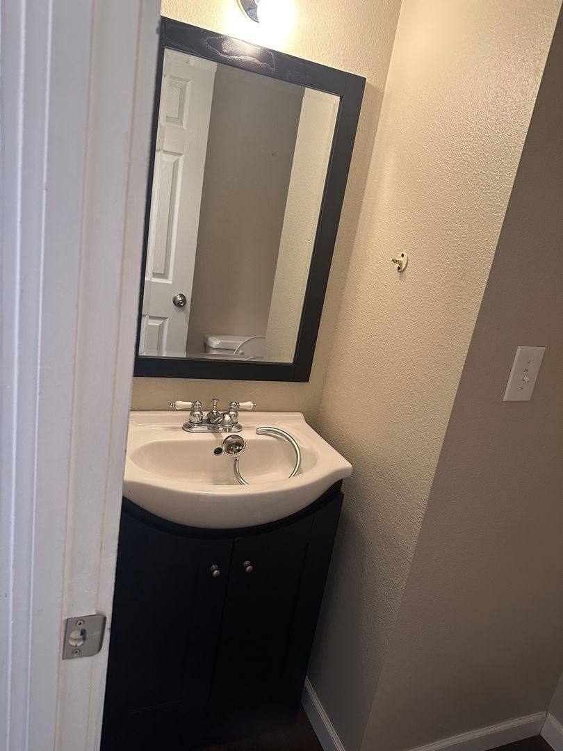 Townhouse for rent at 1295 Elegante Lane, Anchorage, AK 99501