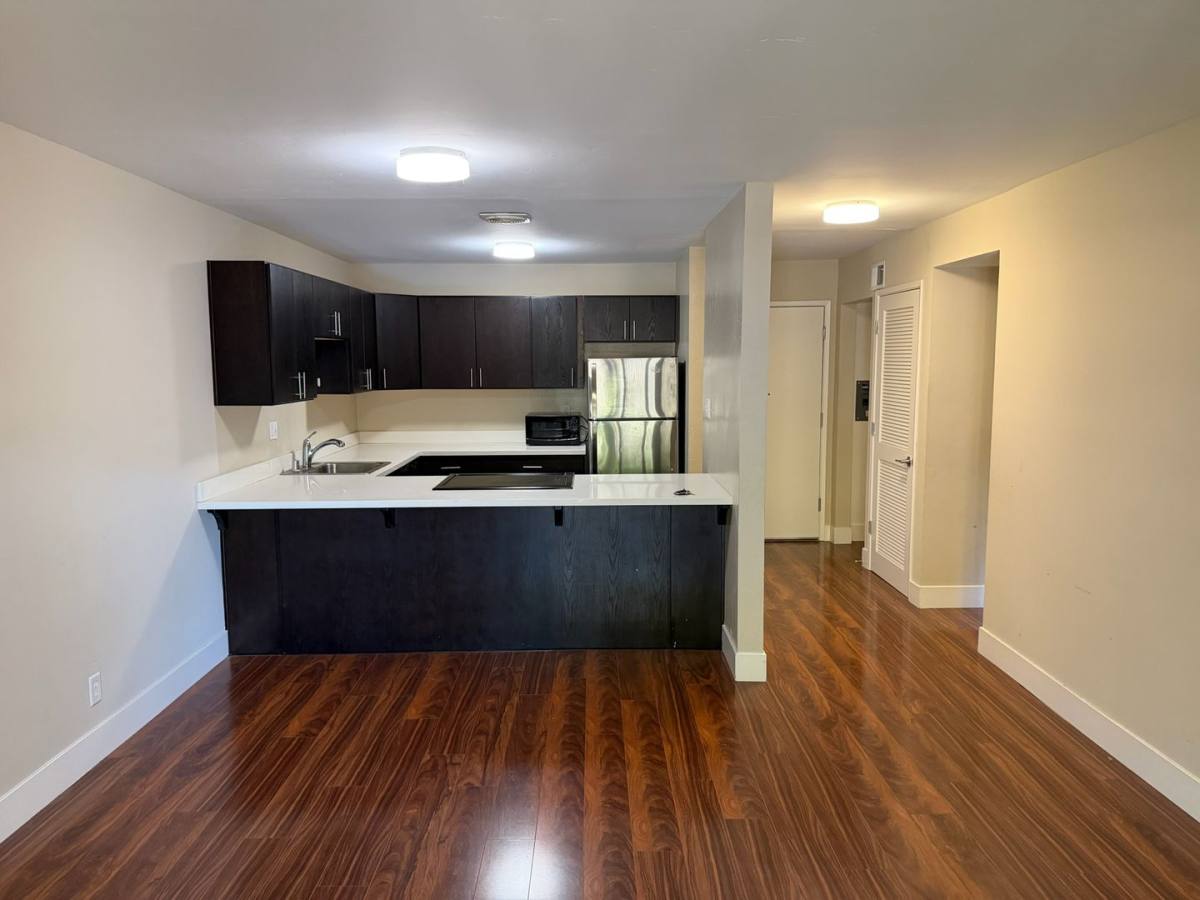 1000 S Rd, Belmont, CA 94002 - Apartment for Rent