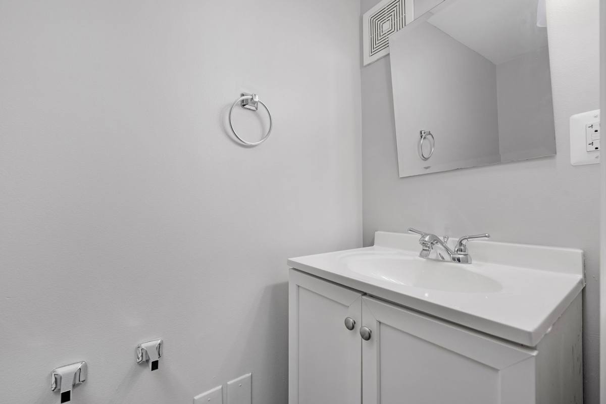House for rent at 104 S Carrollton Ave, Baltimore, MD 21223