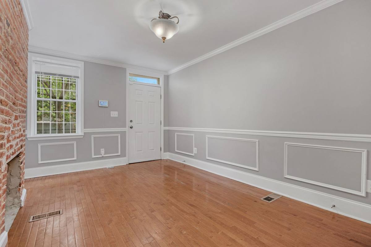 House for rent at 104 S Carrollton Ave, Baltimore, MD 21223