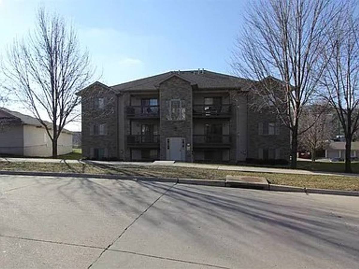 Apartment for rent at 2880 Coral Court, Coralville, IA 52241