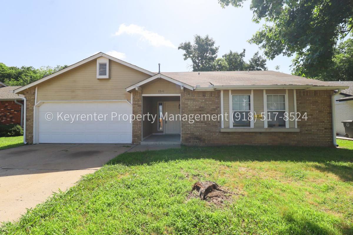 House for rent at 1541 S 137th E Ave, Tulsa, OK 74108