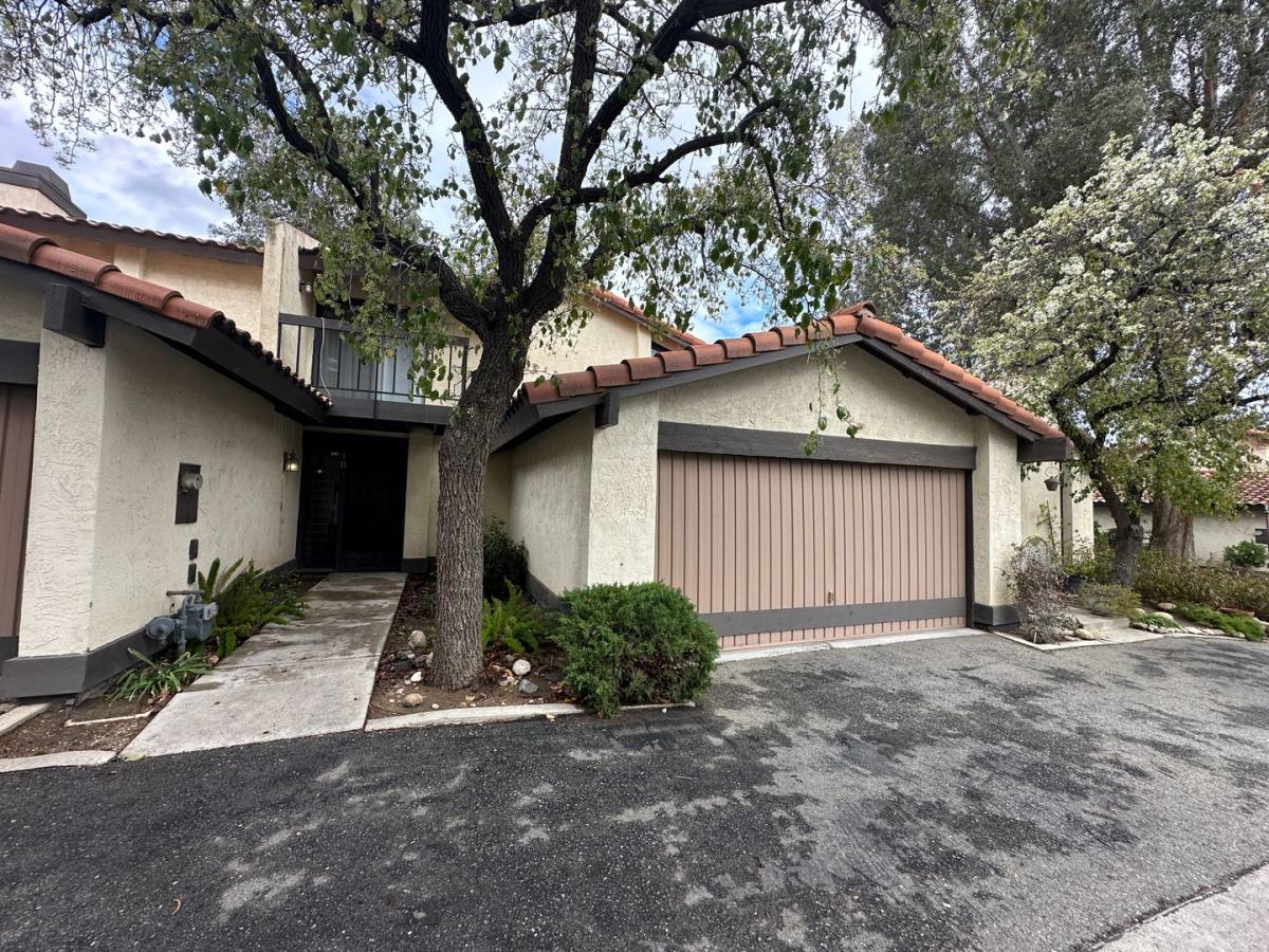 Condo for rent at 3501 Bernard St, Bakersfield, CA 93306