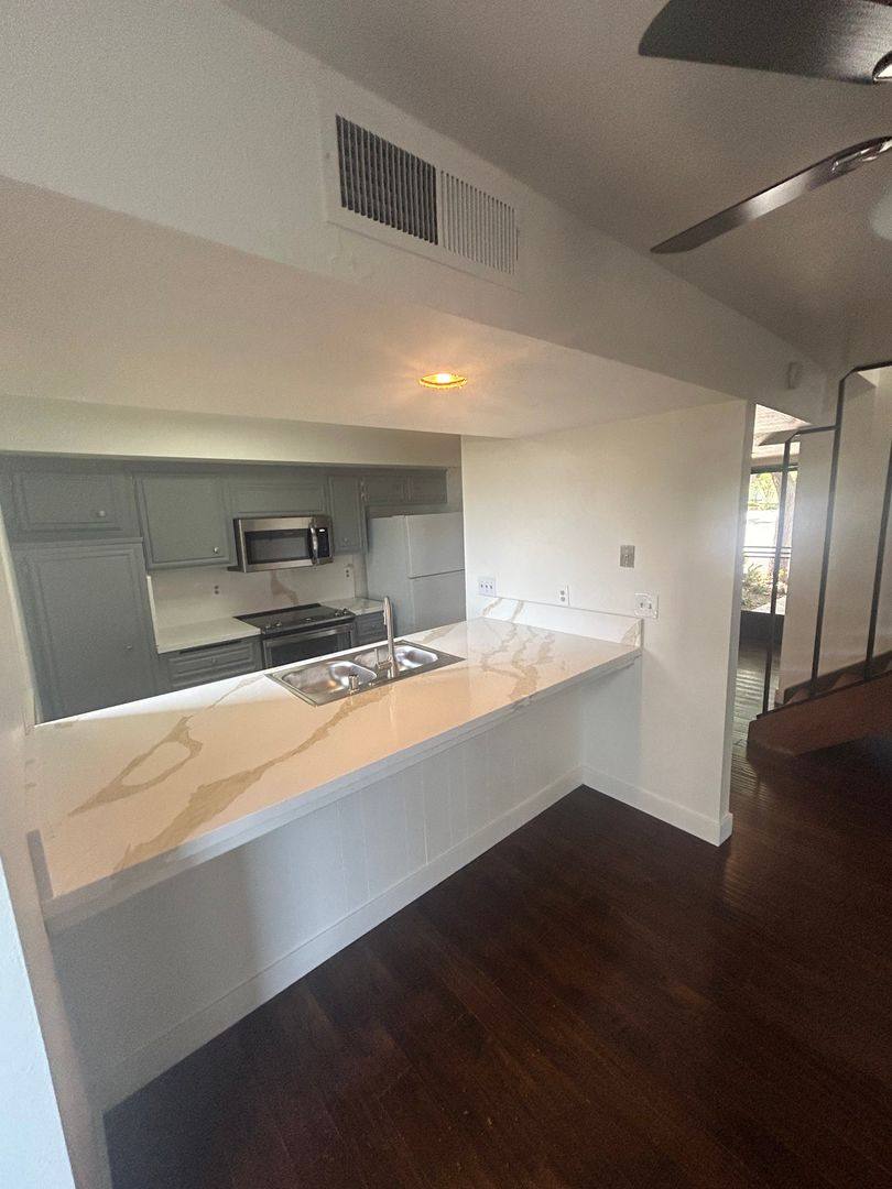 Condo for rent at 3501 Bernard St, Bakersfield, CA 93306