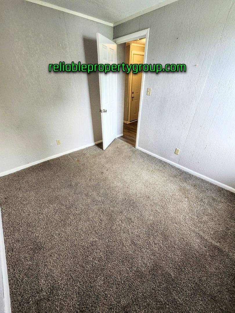 Apartment for rent at 1745 E Market St, Huntington, IN 46750