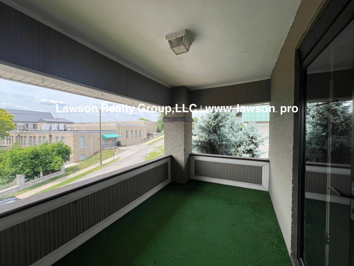 Apartment for rent at 928 2nd St SW, Roanoke, VA 24016