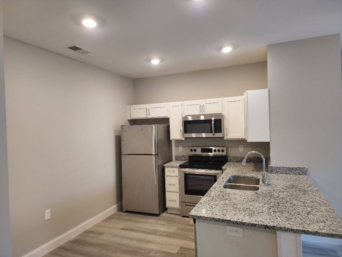 Apartment for rent at 2260 Hickory St, Bowling Green, KY 42101