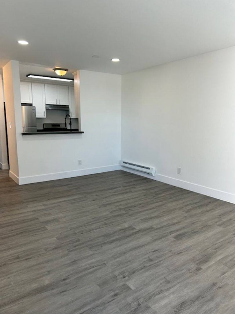 Apartment for rent at 15977-15987 Maubert Ave, San Leandro, CA 94578