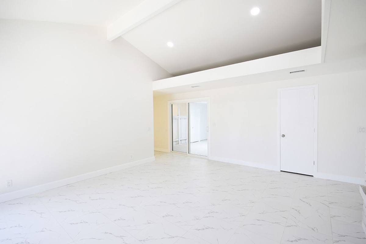 House for rent at 14482 Grassmere Lane, Tustin, CA 92780