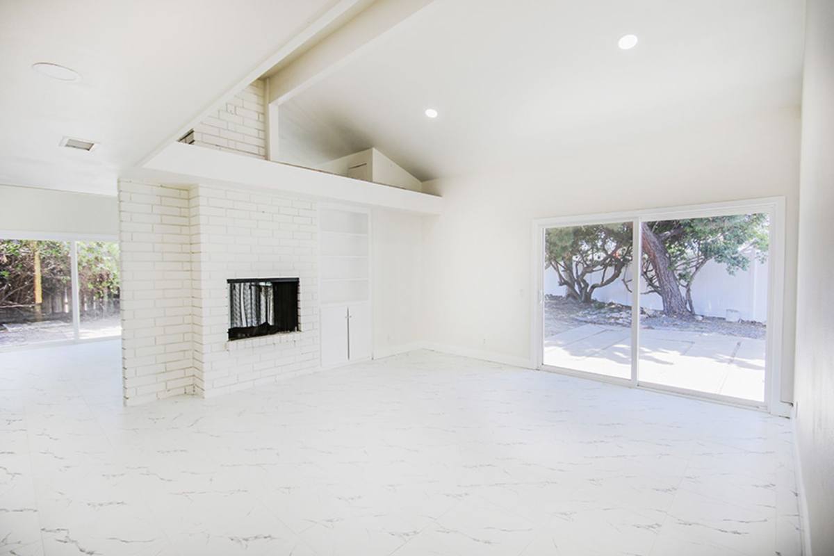 House for rent at 14482 Grassmere Lane, Tustin, CA 92780