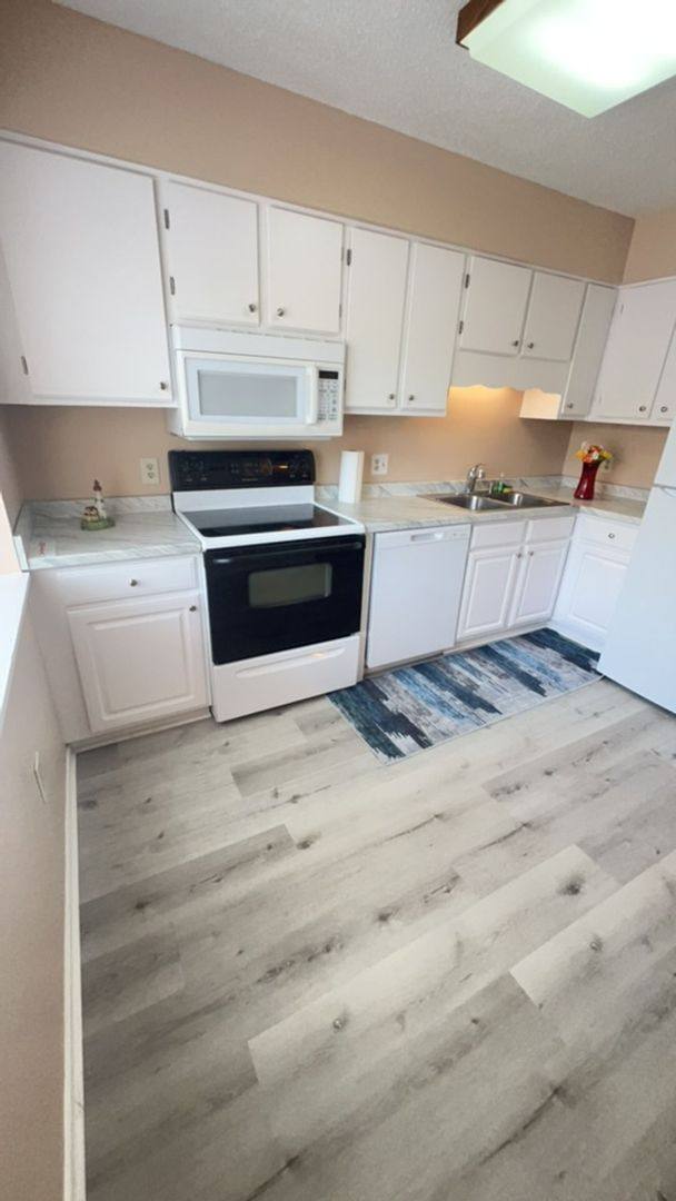 Townhouse for rent at 1208 Pinegrove Rd #D, Myrtle Beach, SC 29579