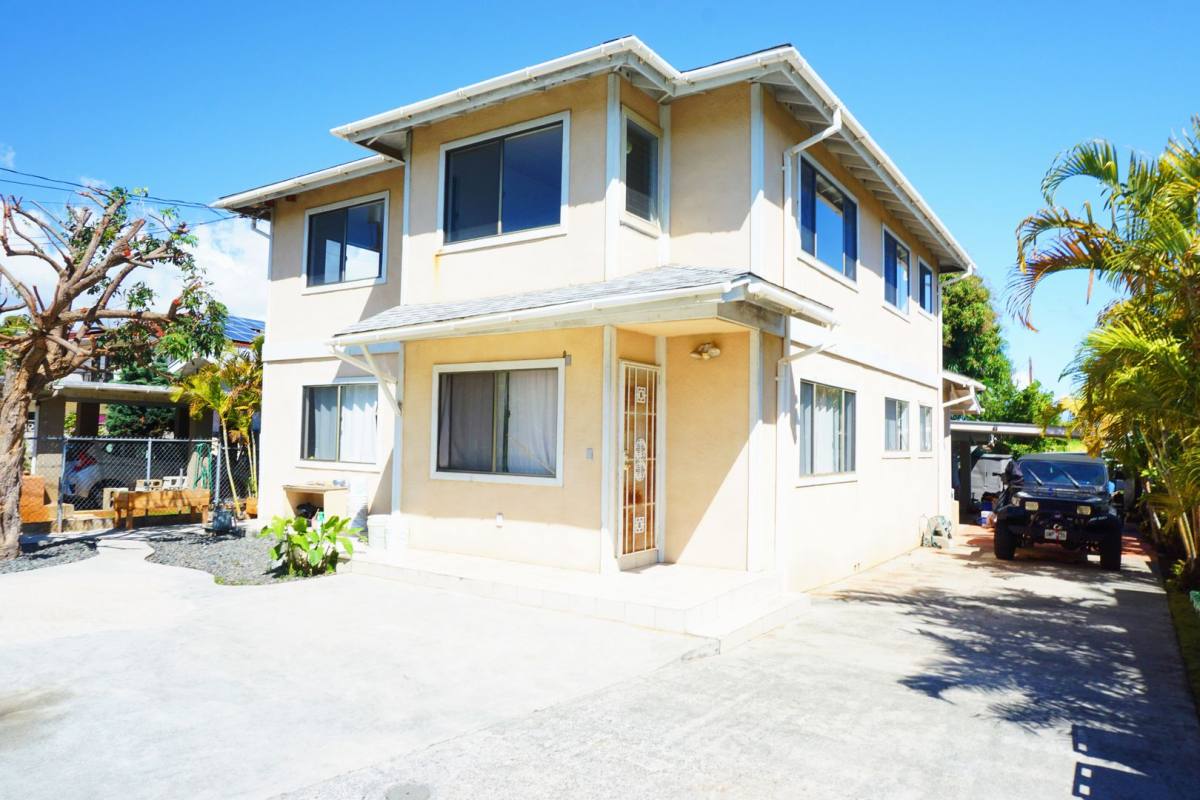 Apartment for rent at 1511 Artesian Way, Honolulu, HI 96822