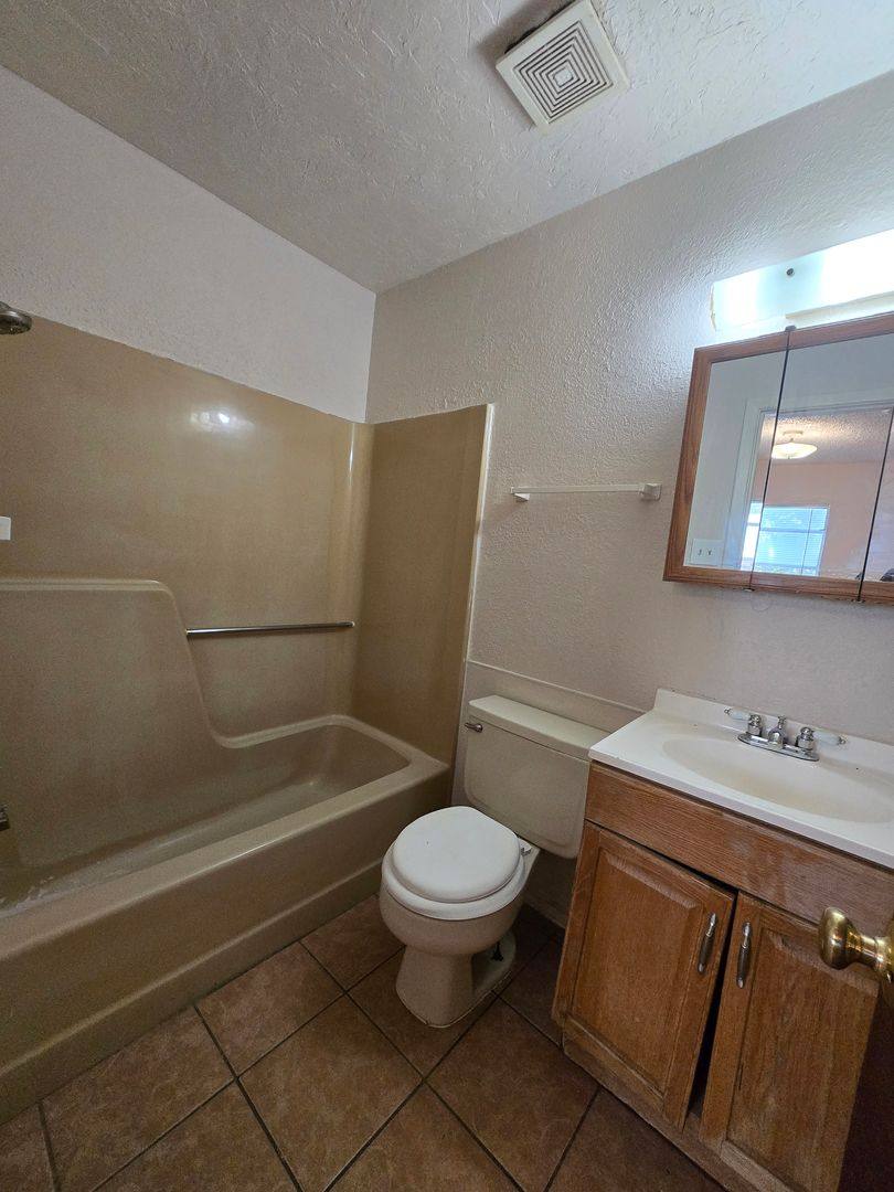 Apartment for rent at 304-C W Deming #754, Roswell, NM 88203