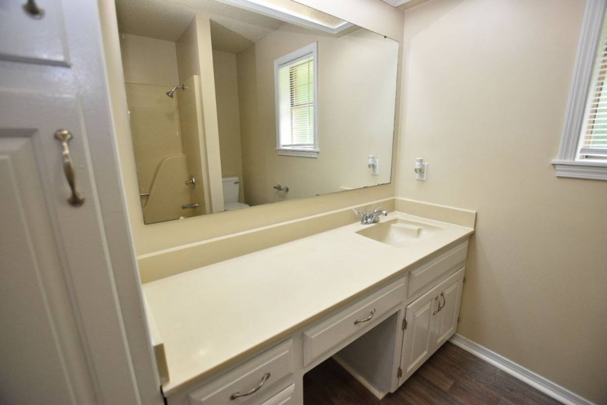Apartment for rent at 124 Carpenter Court, Hot Springs National Park, AR 71901