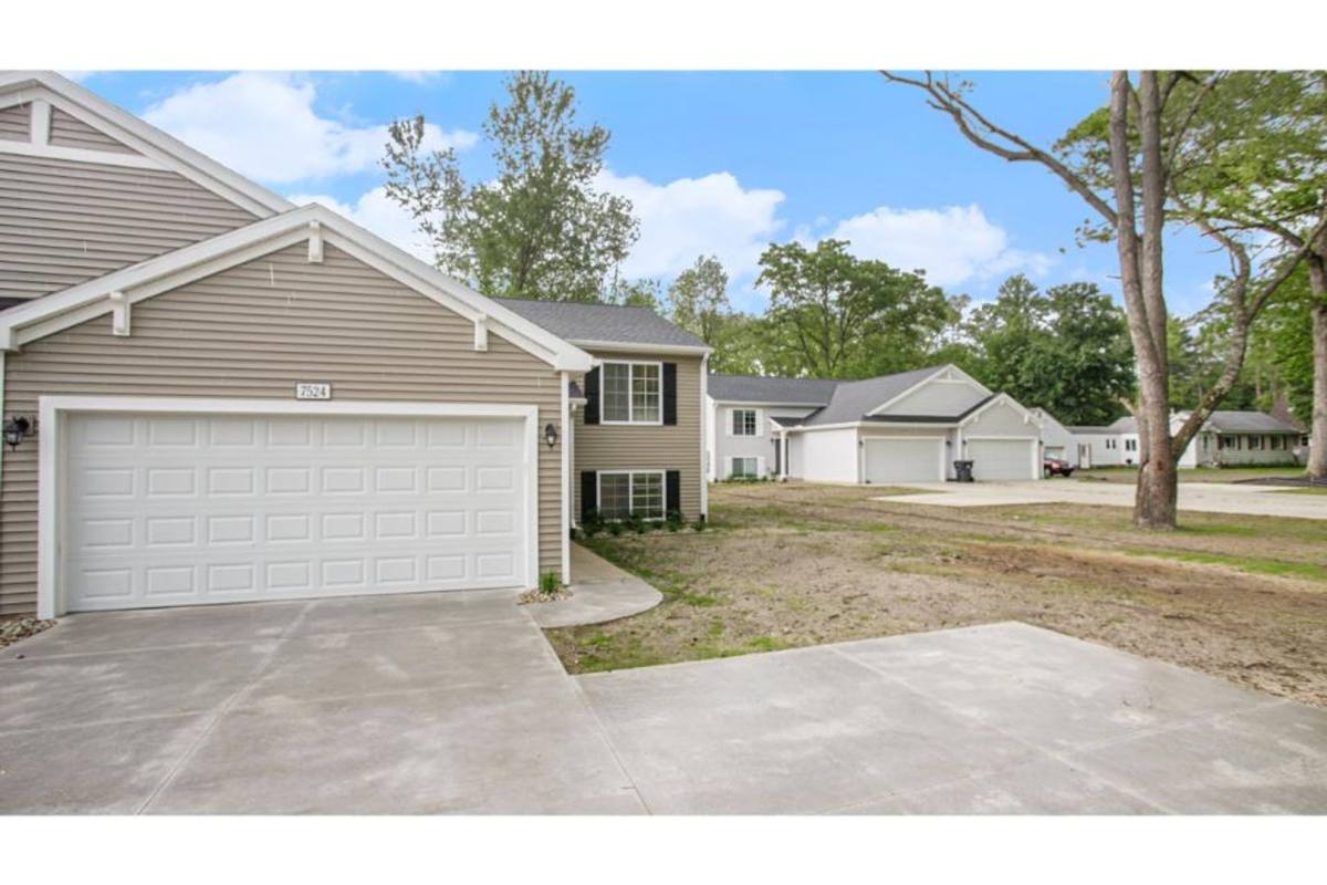 Condo for rent at 11128 Farmway Dr, Allendale, MI 49401