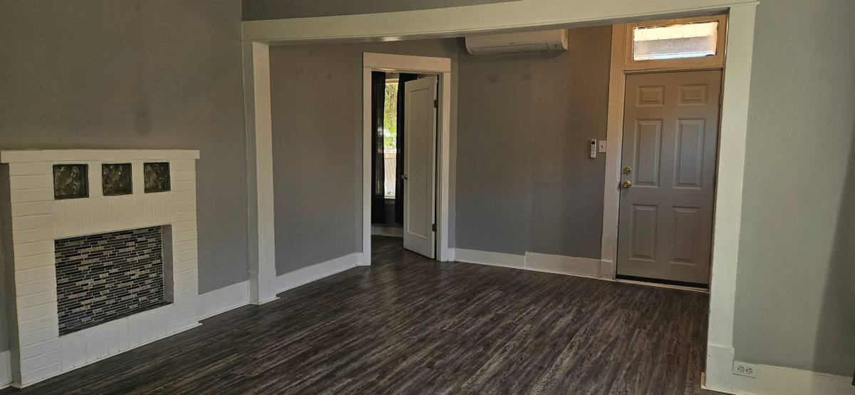 House for rent at 2521 N Hamilton St, Spokane, WA 99207