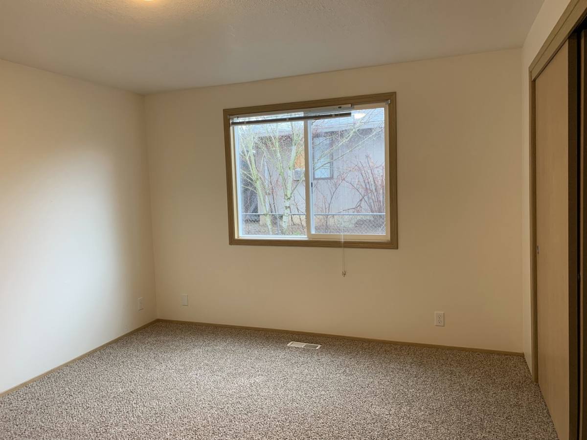 House for rent at 900 SW 179th Ave, Beaverton, OR 97003