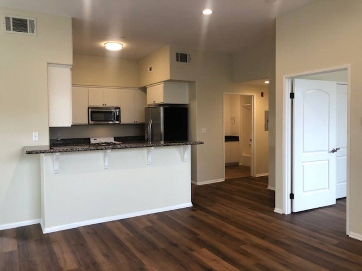 Apartment for rent at 2991 Loma Vista Rd, Ventura, CA 93003