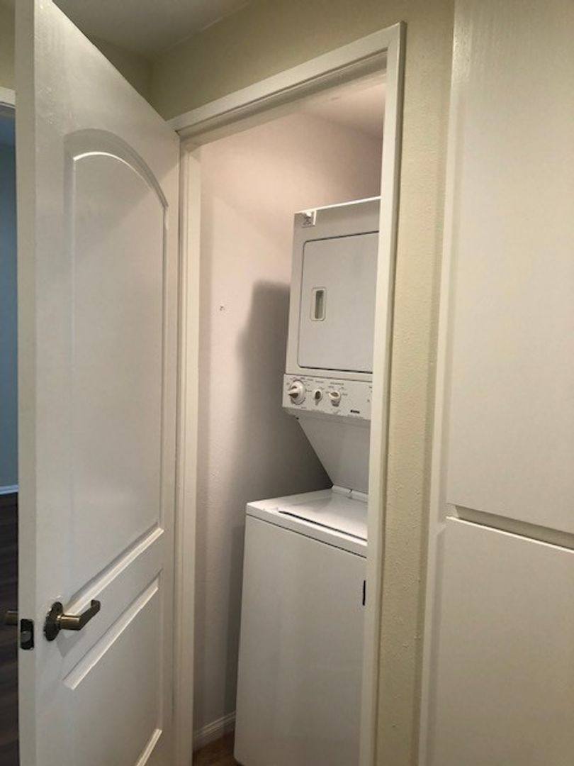Apartment for rent at 2991 Loma Vista Rd, Ventura, CA 93003