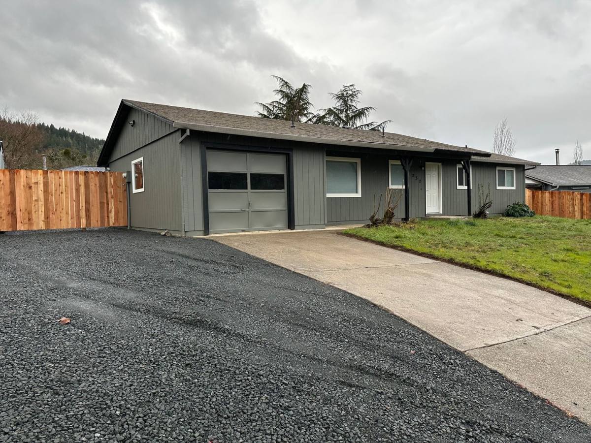 House for rent at 237 Clark Terrace, Myrtle Creek, OR 97457