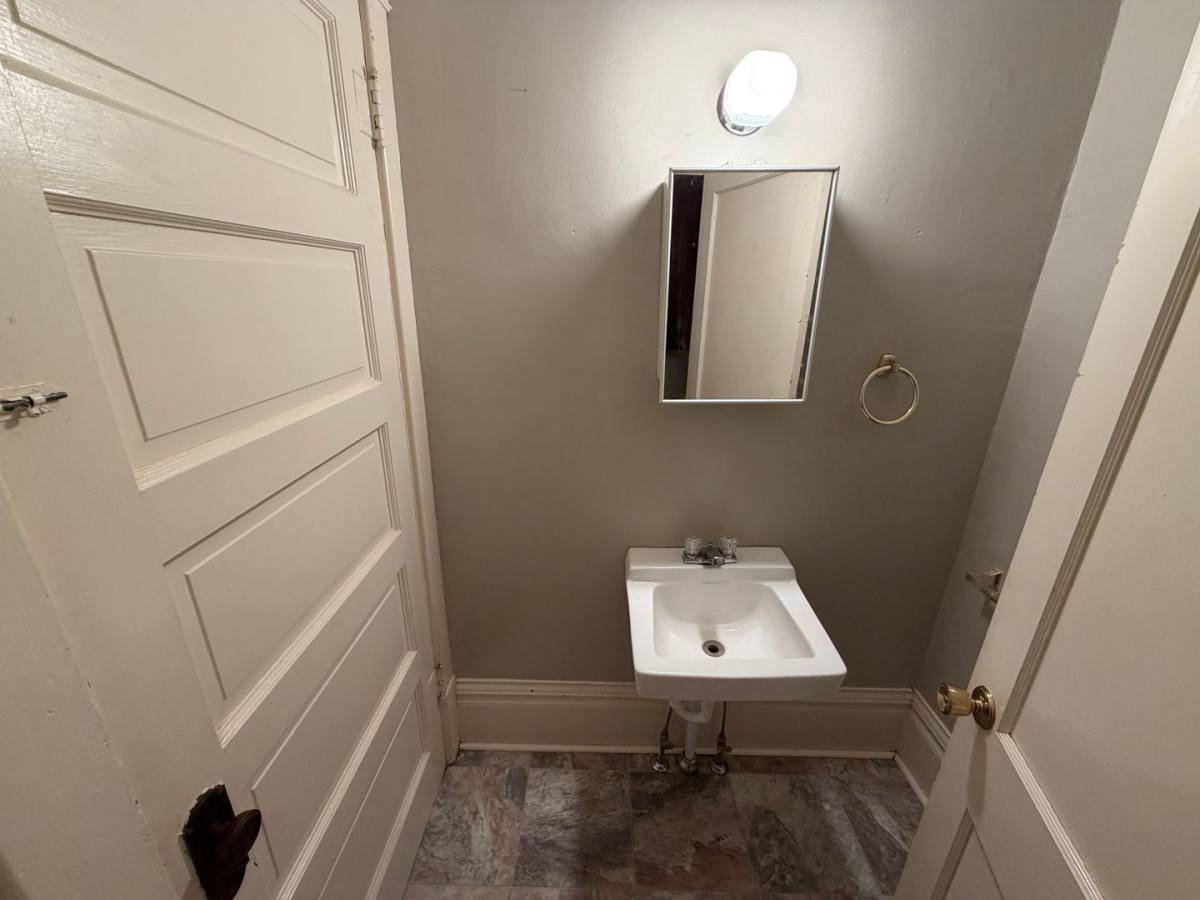 Apartment for rent at 139 141 6th St NW, Valley City, ND 58072