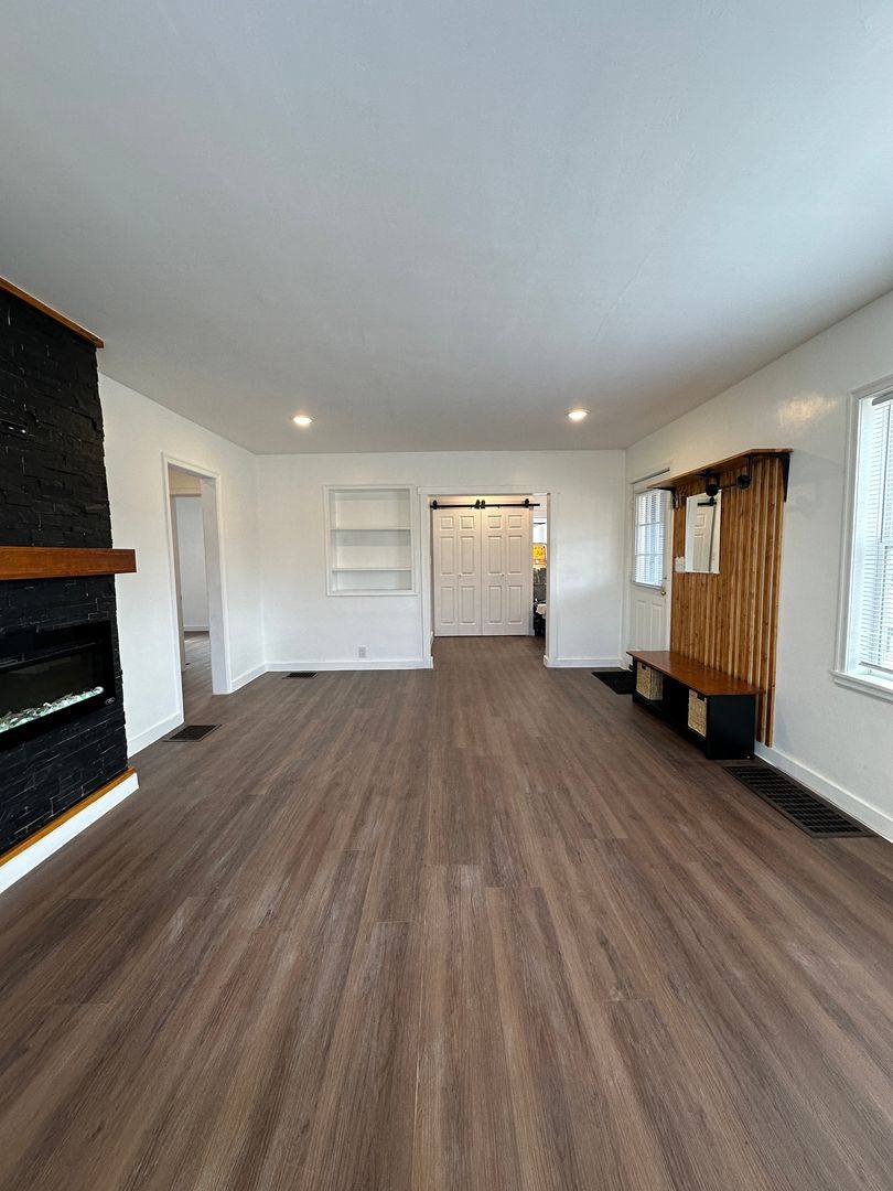 House for rent at 1404 W Bethel Ave, Muncie, IN 47304