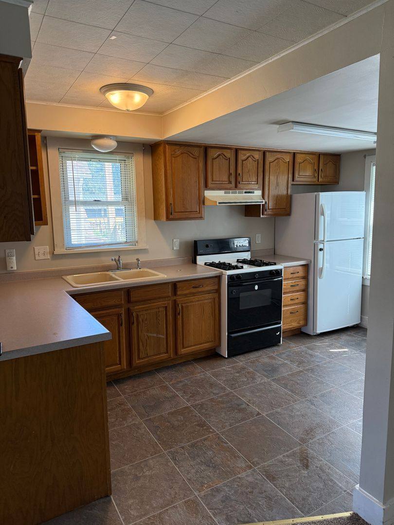 Apartment for rent at 1614 - 1 2 Tainter St, Menomonie, WI 54751