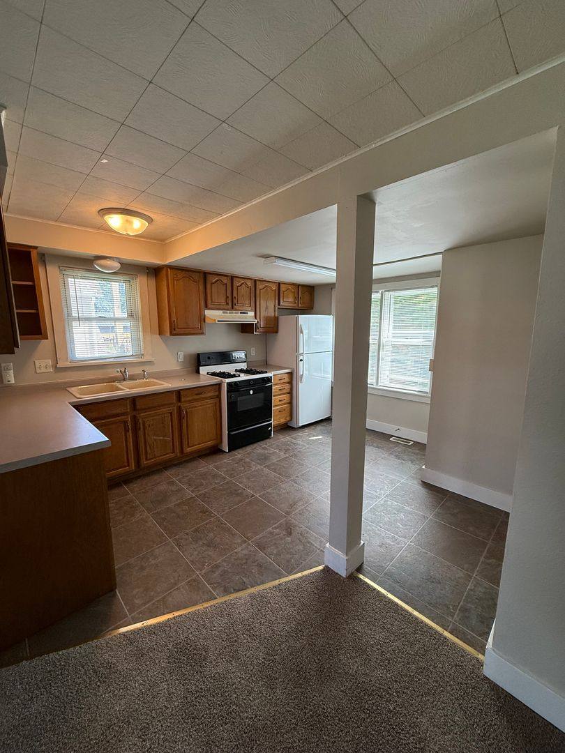 Apartment for rent at 1614 - 1 2 Tainter St, Menomonie, WI 54751