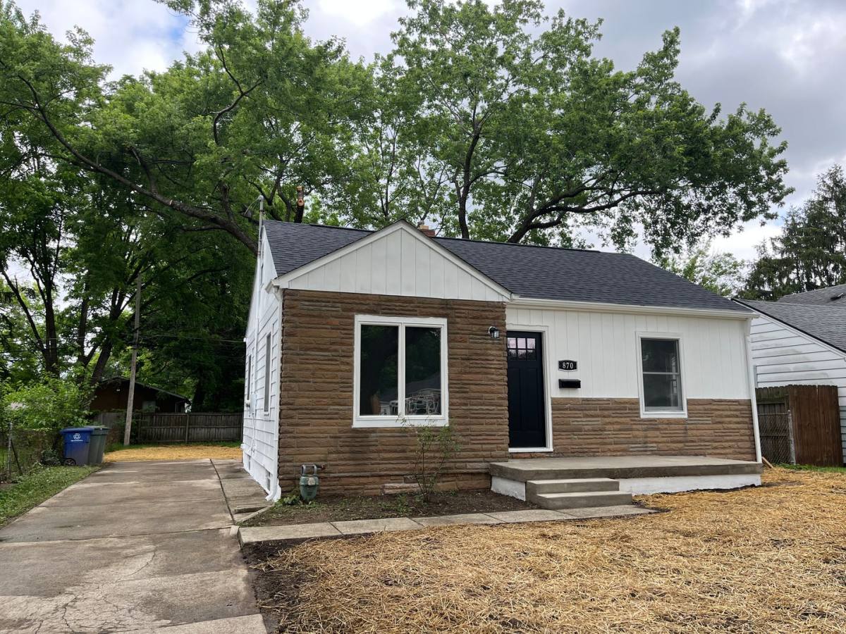 House for rent at 870 Melrose Ave, Columbus, OH 43224