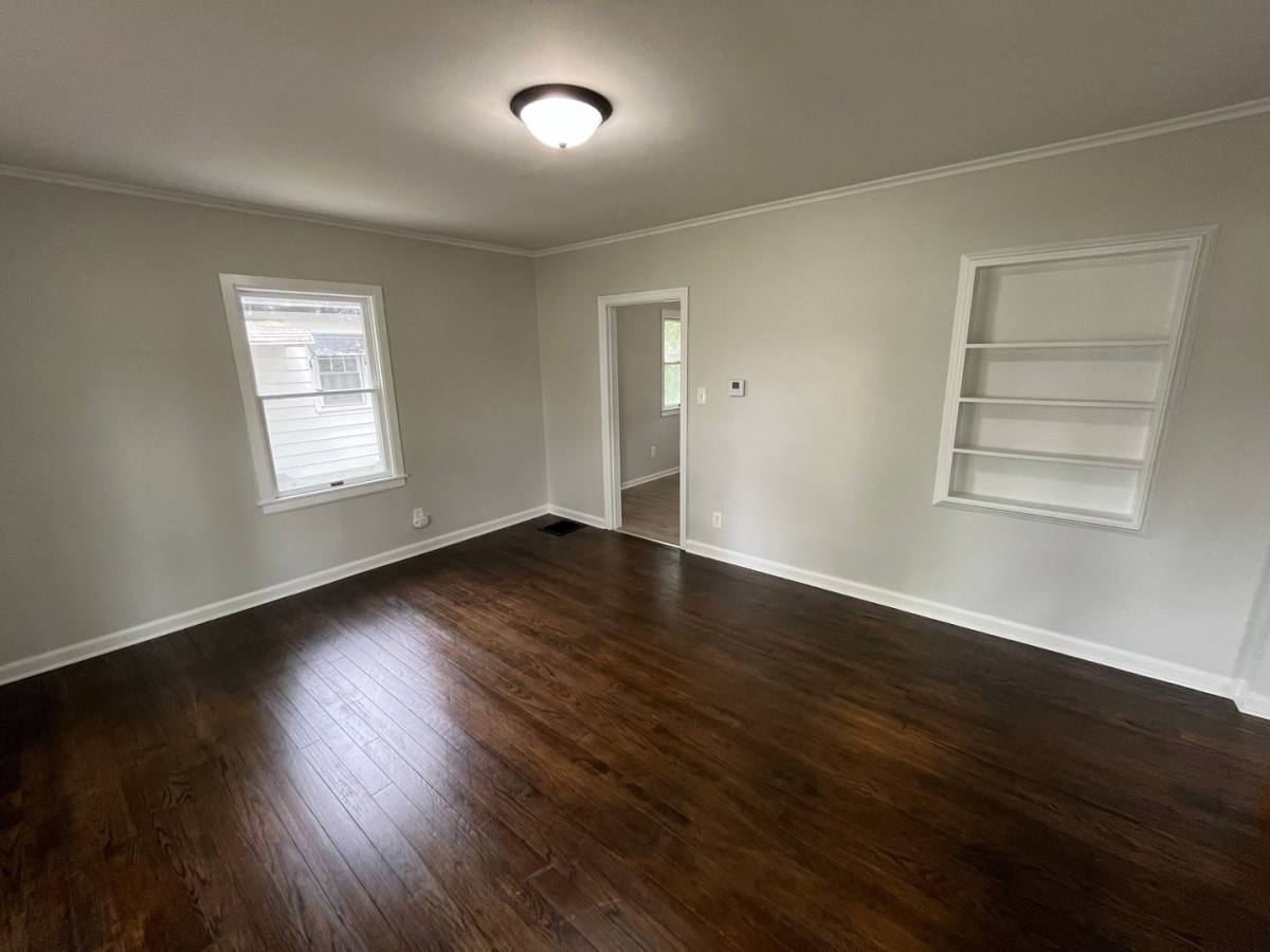 House for rent at 870 Melrose Ave, Columbus, OH 43224