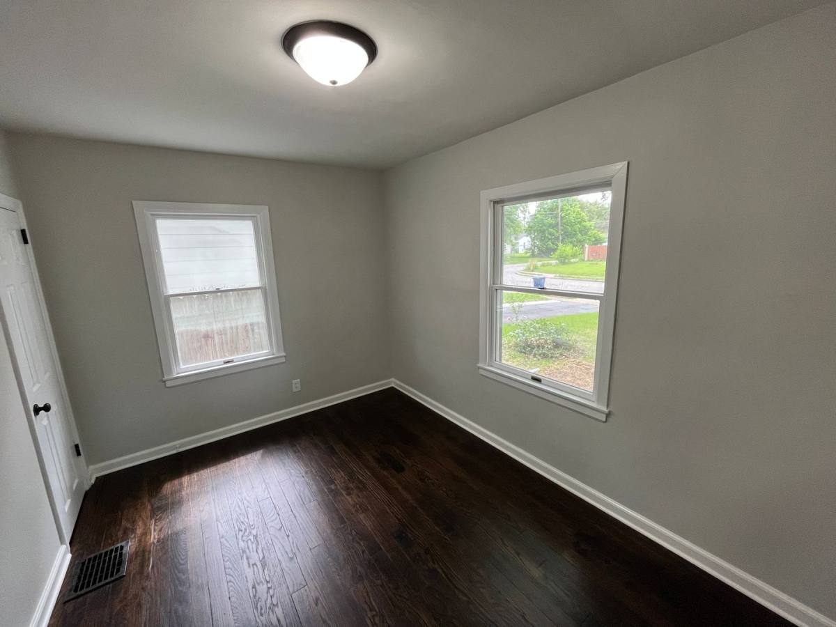House for rent at 870 Melrose Ave, Columbus, OH 43224