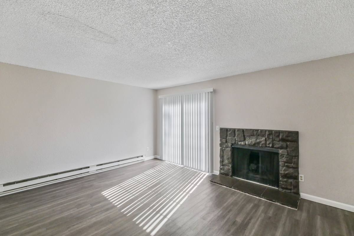 Townhouse for rent at 9520 43rd St Court W, Tacoma, WA 98466