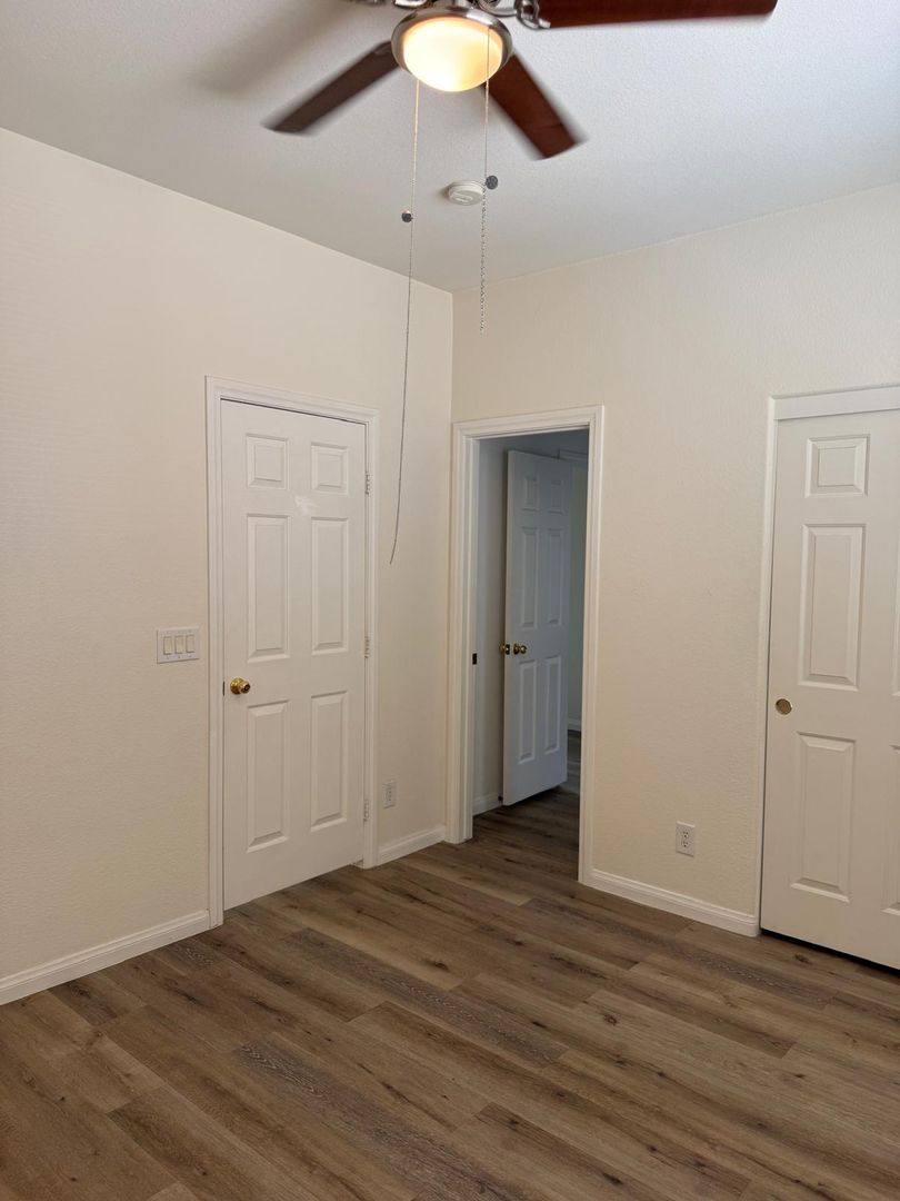 House for rent at 1260 Oak Village, Las Vegas, NV 89183