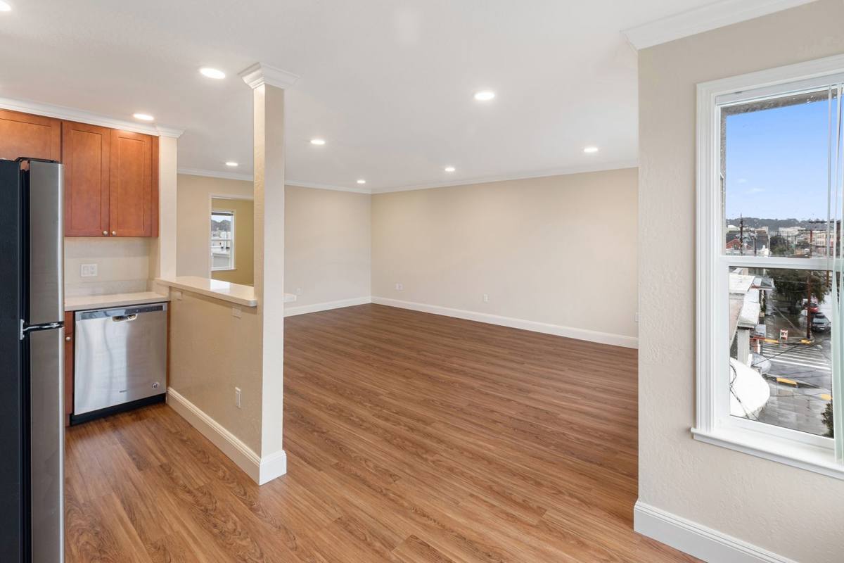 Apartment for rent at 174 20th Ave, San Francisco, CA 94121