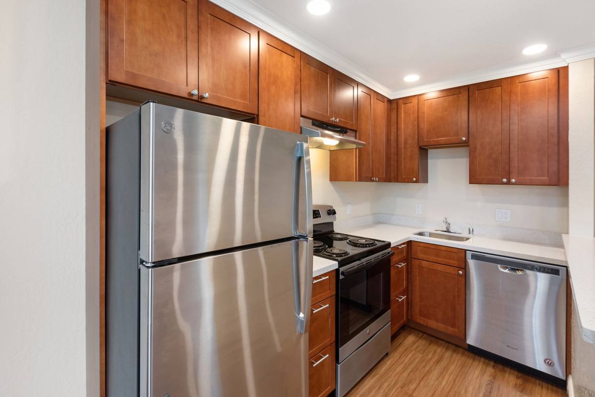 Apartment for rent at 174 20th Ave, San Francisco, CA 94121