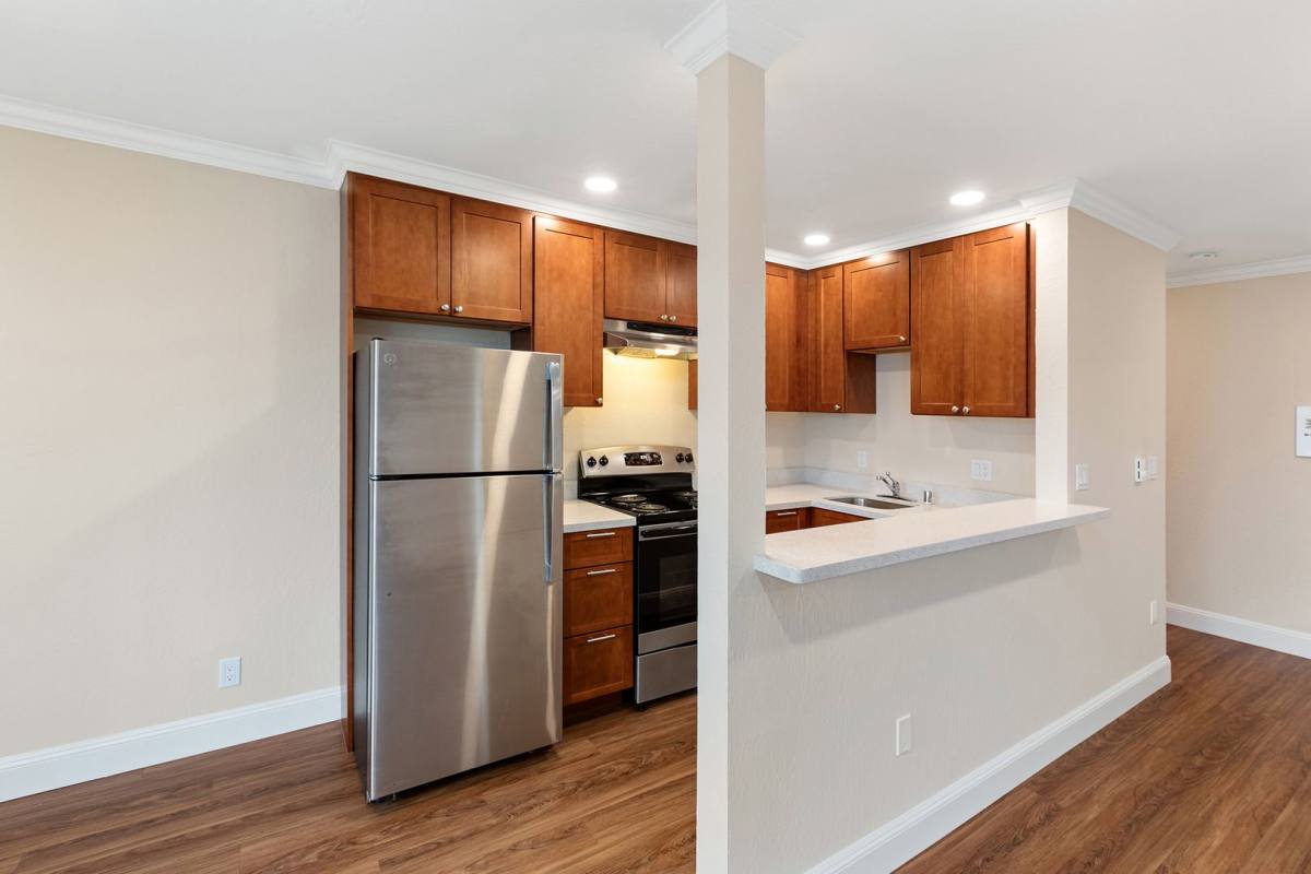 Apartment for rent at 174 20th Ave, San Francisco, CA 94121