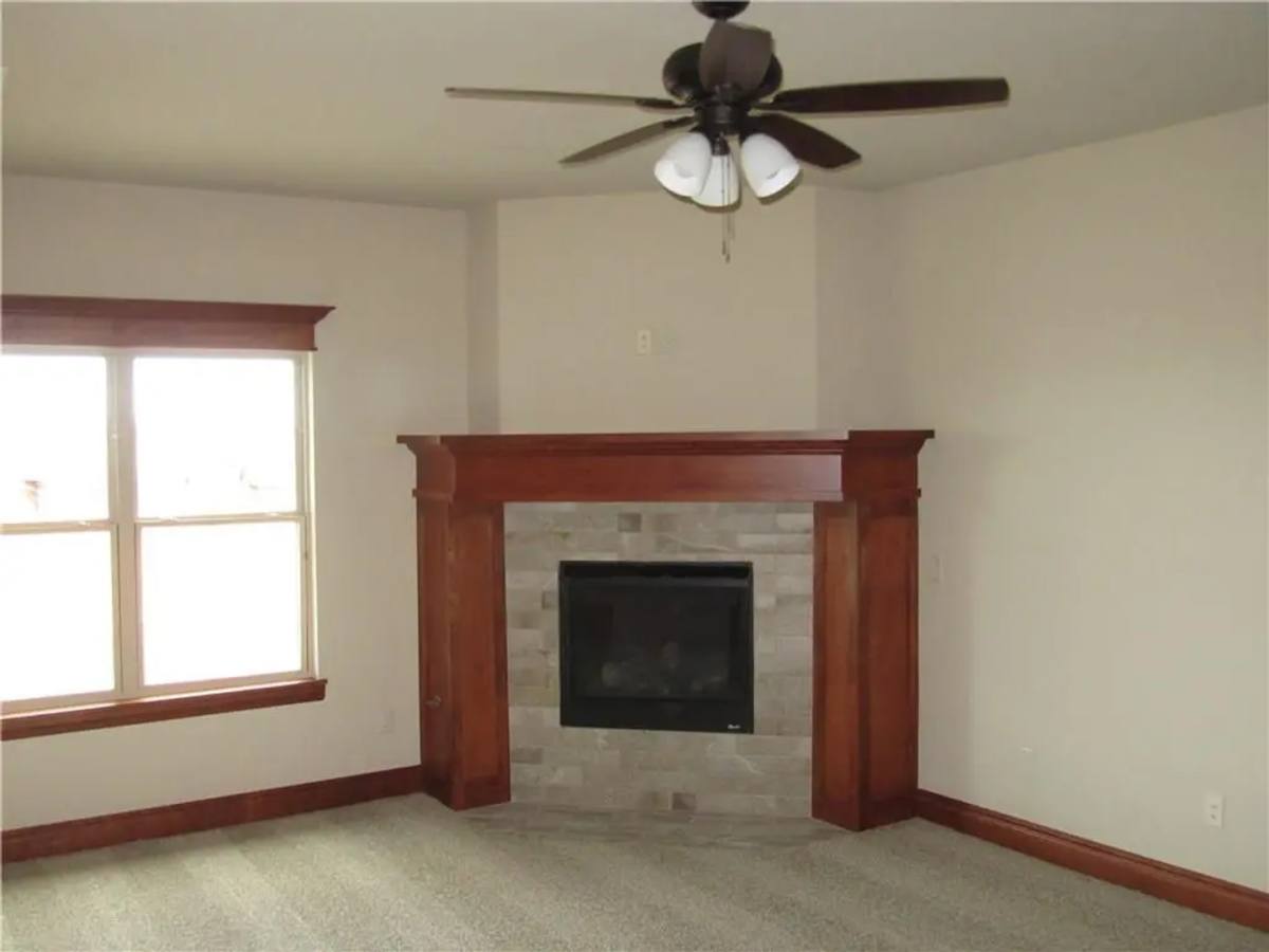 House for rent at 1529 SE 6th St, Oklahoma City, OK 73160