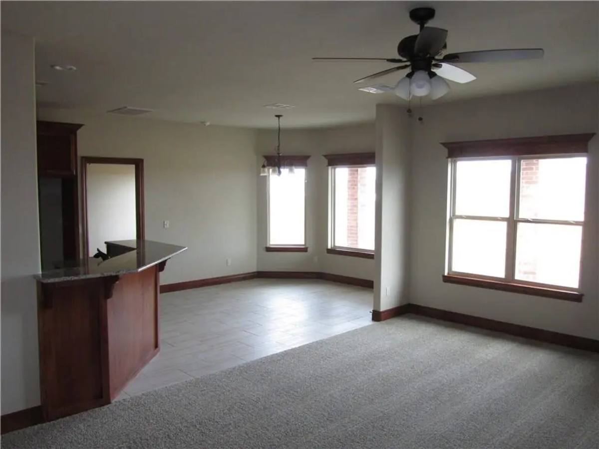 House for rent at 1529 SE 6th St, Oklahoma City, OK 73160