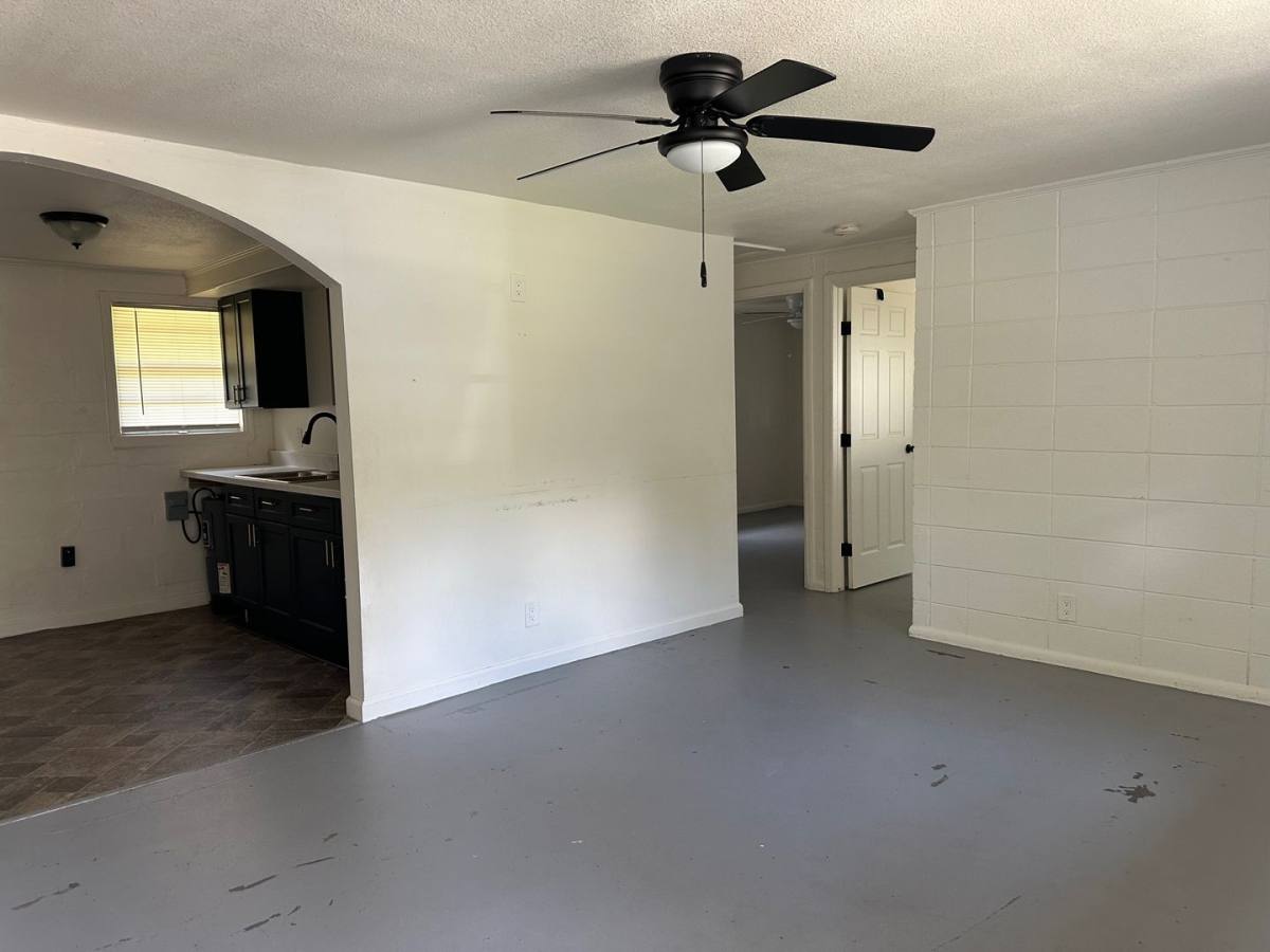 Apartment for rent at 412 C Cedar Ave, Albany, GA 31701