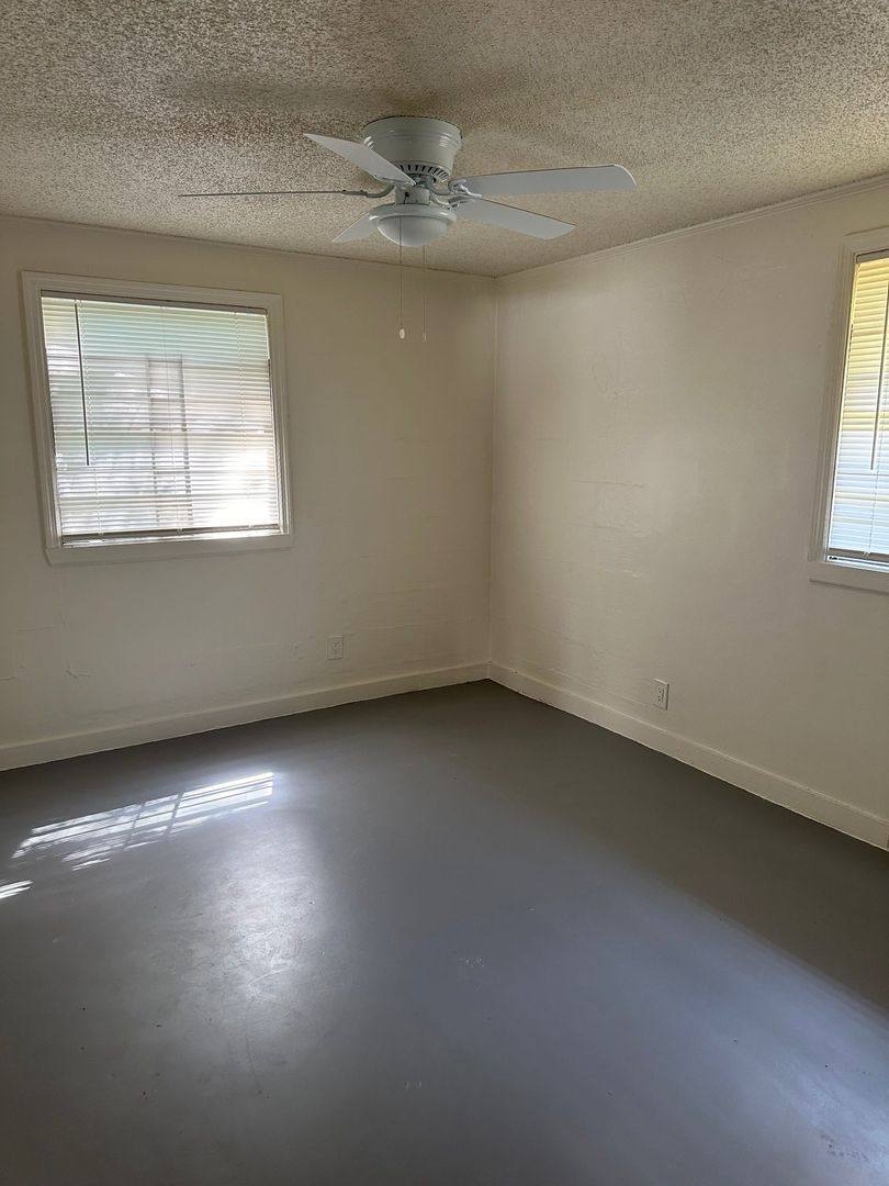 Apartment for rent at 412 C Cedar Ave, Albany, GA 31701