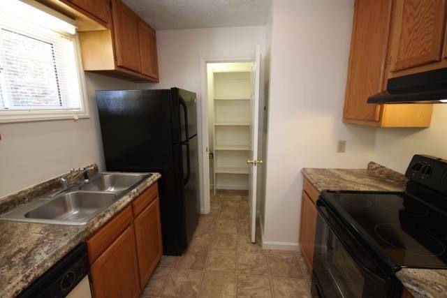 Apartment for rent at 9 Shanna Dr, Weaverville, NC 28787