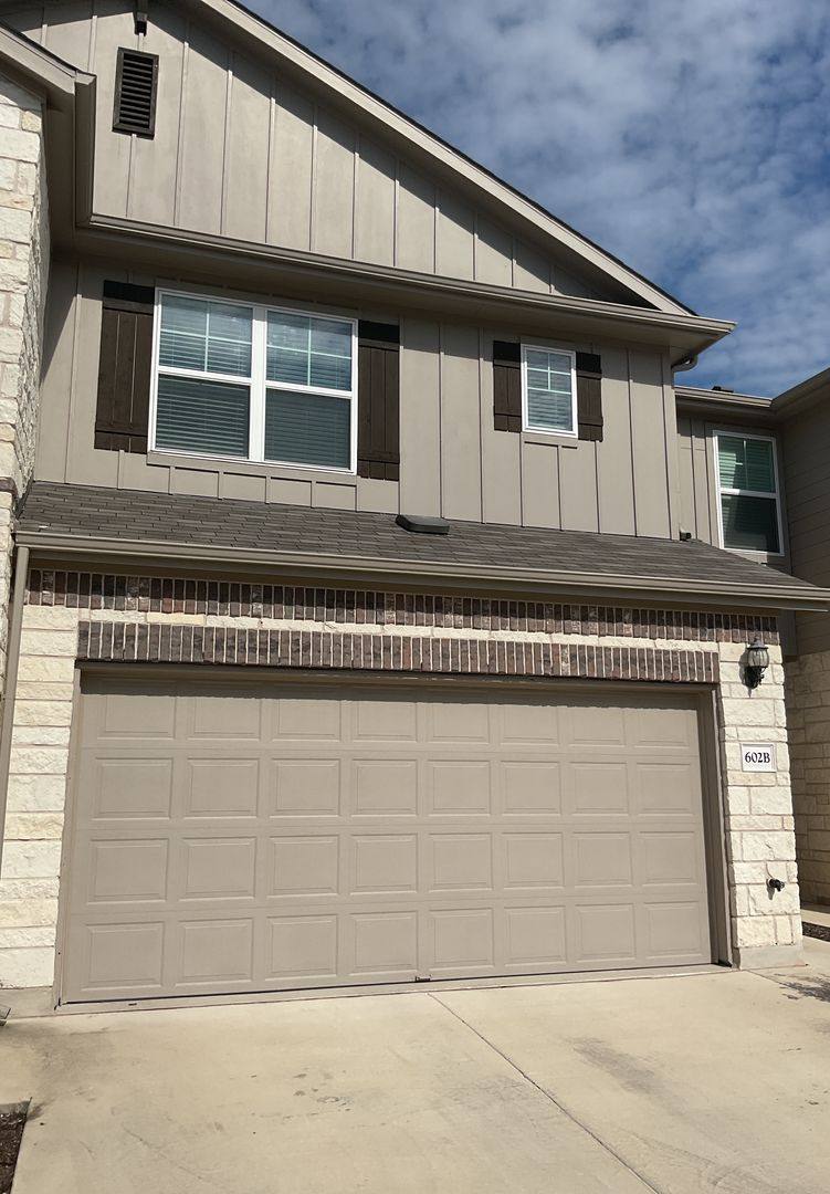 Townhouse for rent at 602 B Pearly Eye Dr, Pflugerville, TX 78660