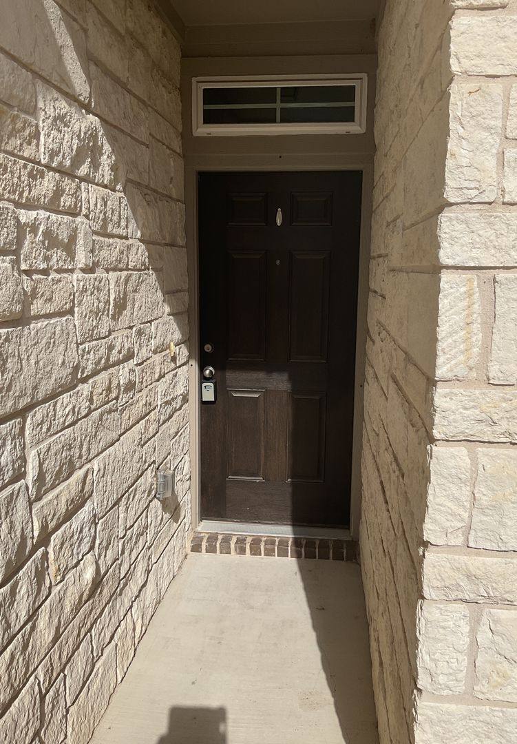 Townhouse for rent at 602 B Pearly Eye Dr, Pflugerville, TX 78660