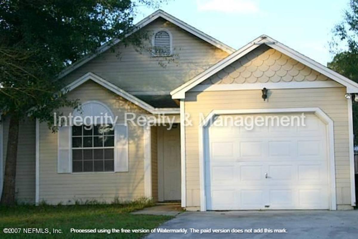 House for rent at 1862 Mackenzie Court N, Middleburg, FL 32068