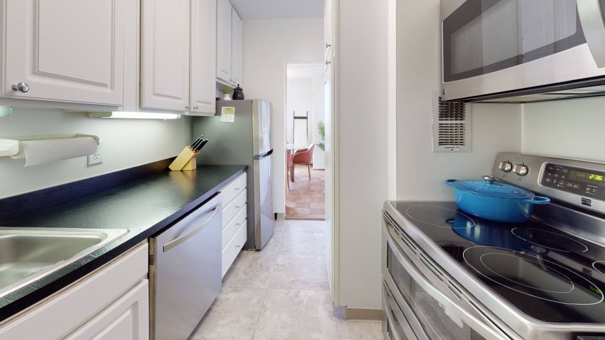 Apartment for rent at 1718 P St NW, Washington, DC 20036