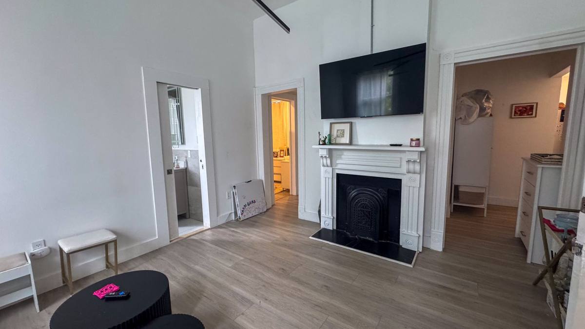 Apartment for rent at 1133 Pine St, New Orleans, LA 70118